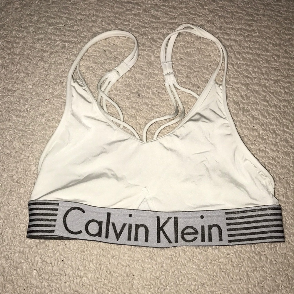 👾Calvin Klein sports bra